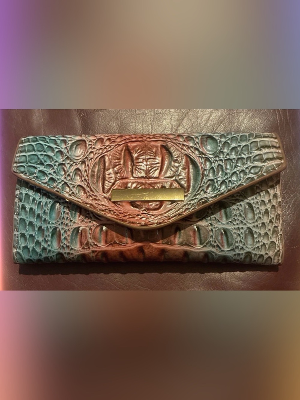 Women's Textured Leather Clutch Wallet - Brown